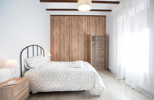 Casa Señorial La Iglesia en Gerena Sevilla Parking y Piscina - Foto 21