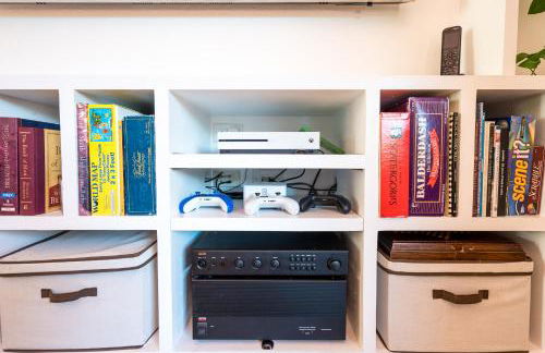 Serene Vineyard Chateau with Pool, Hot Tub, BBQ - Foto 37