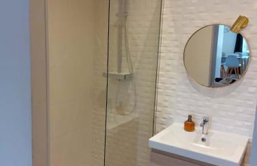 Le Bompard 50 m2 Villa Art Déco Plein centre avec jardin - Photo 7