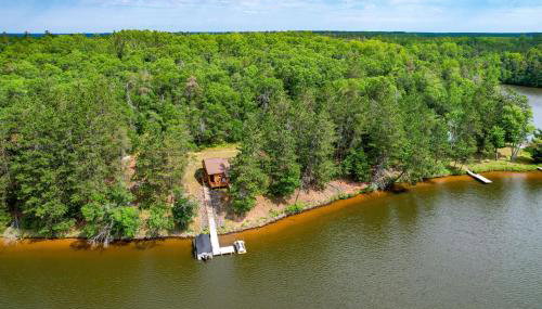 Pet-Friendly Waterfront Minong Cabin with Fire Pit - Foto 2