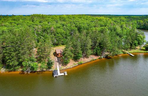 Pet-Friendly Waterfront Minong Cabin with Fire Pit - Foto 2