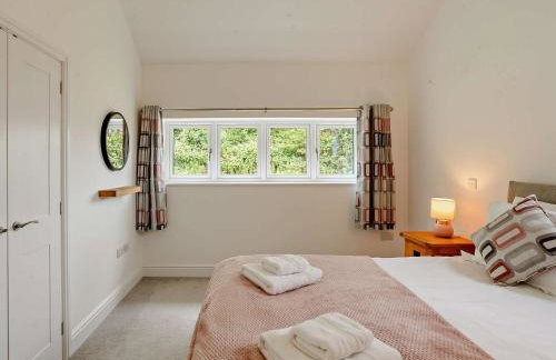 4 Bed in Combe St. Nicholas 83501 - Foto 14
