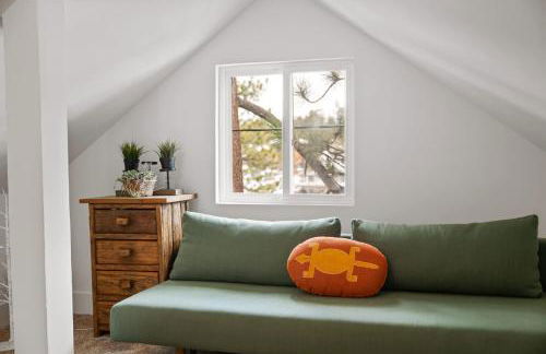 Luxe Lakefront with Hot Tub, Fire Pit, Game Room, Boat Dock - Foto 41