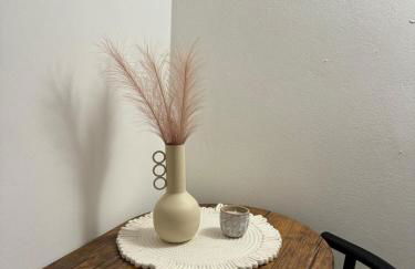 Nostalgia Traditional Home - Photo 18