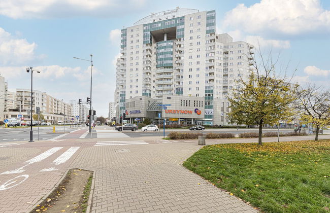 Warsaw Ursynów Apartment by Renters - Photo 17