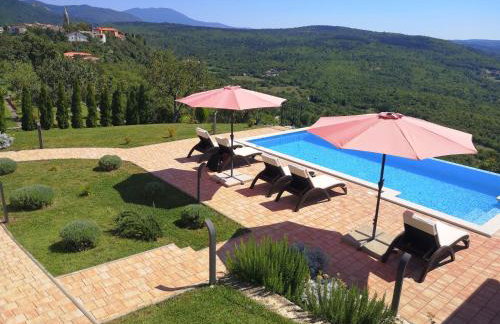 Home Andrea with infinity salty pool - Foto 1