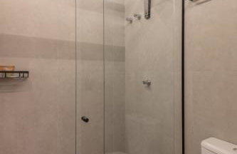 Studio Premium com Rooftop e Piscina com vista para a Baia de Todos os Santos, Portaria 24 Hr, Estacionamento, Wi-fi rápido 433Mpbs, Cozinha Compacta, Localização privilegiada, 1,5km da praia e próximo ao Farol da Barra - Foto 12