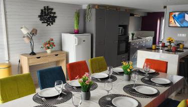 Udon-Thani gîte de groupe à 4 min du Puy du Fou - Foto 3