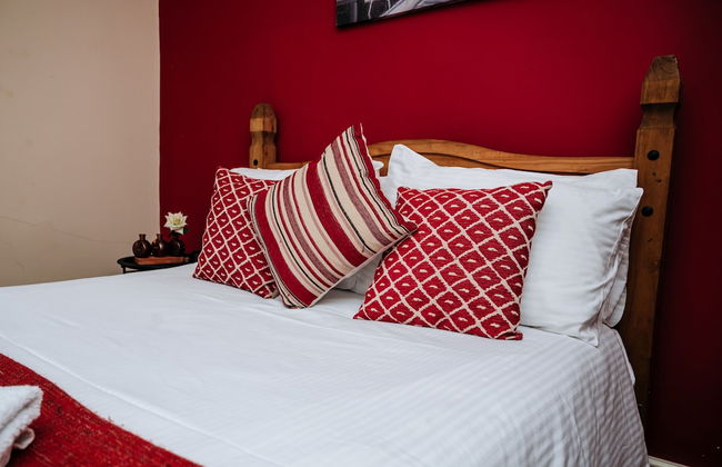 Woodhouse Lodge - Photo 13