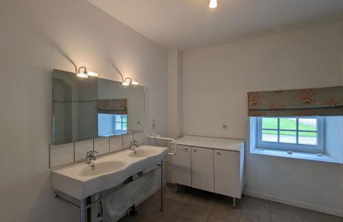 Maison de charme avec piscine couverte, vélos, barque et coin pêche, proche Châteauroux et George Sand - FR-1-591-168 - Foto 30