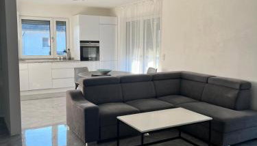 Haus-Villa Moderne Ferienwohnung in Wallersdorf-Haidlfing - Foto 5