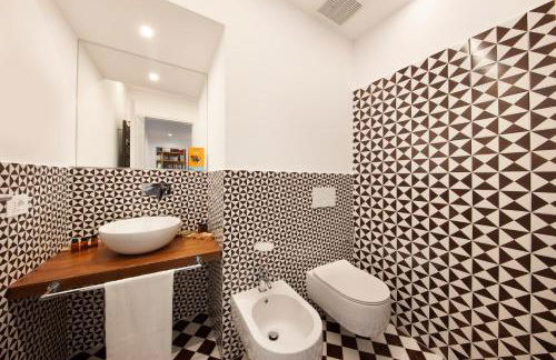 The Literary House - Photo 10