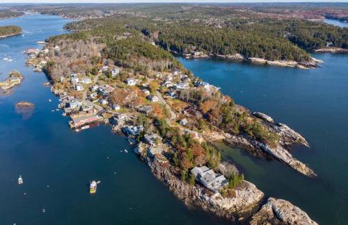 Phenomenal Home on Coast of Maine - Foto 22