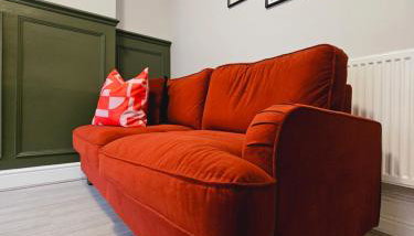 Spacious Stylish Home with FREE Parking 10 Mins to Manchester Centre & AO Arena Ideal for Groups & Long Stays - Foto 3