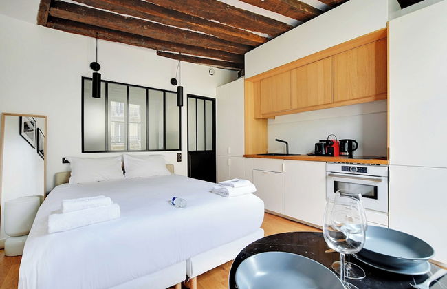 Charming Studio A/C - 2P - Le Marais - Foto 2