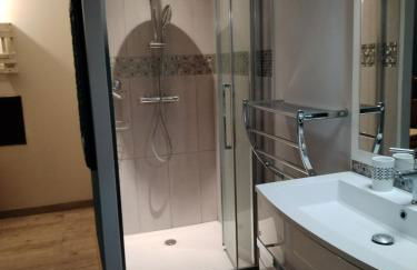 Maison avec jacuzzi 2ch 2sdb - Photo 20