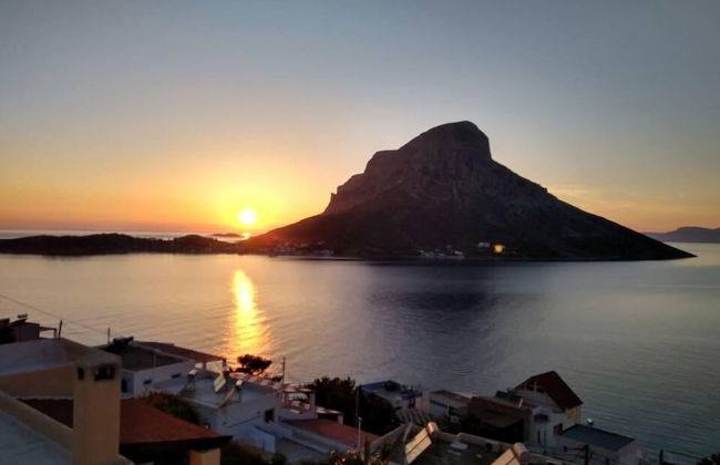 Elenis Studios & Apartments - Photo 34