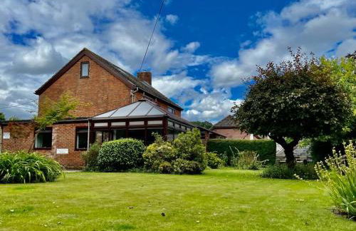 Arniss Farmhouse - Photo 1