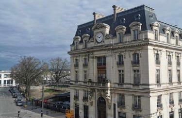 Charming apartment in Bordeaux, 2 steps from the train station - Foto 7