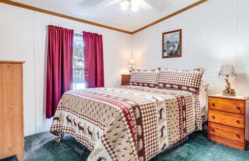 Solberg Lake House Dock, Deck and Stunning Views! - Foto 13