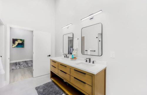 497-Upscale Family Home w AC & Patio near Meta & Stanford - Foto 75