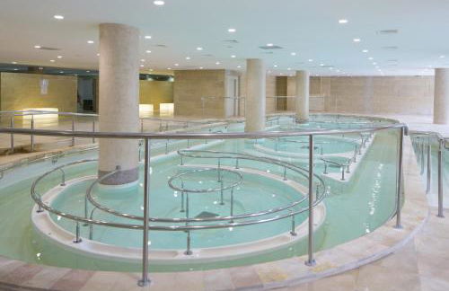 Appartement T2 - Cosy 400m des thermes - Photo 9