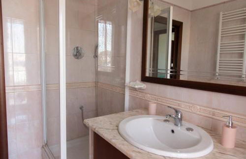 Casa Vacanze Residenziale, near the Sea, free parking, family accomodation - Photo 12