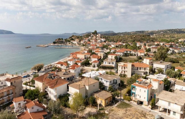 Villa in Finikounta Near Sandy Beach - Photo 20