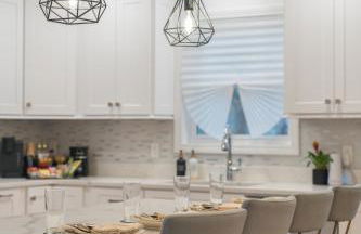 Upscale 4BR Retreat at the Reservoir! - Foto 15