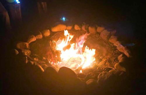 Rare River Views & Access, Cabin by Eden Islands - Foto 49