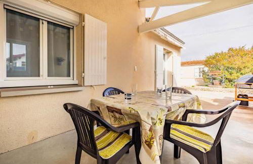 Maison Agréable avec Jardinet - Foto 22