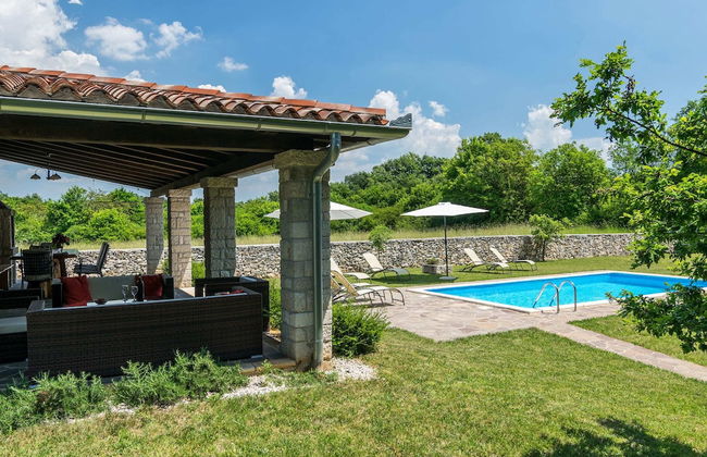 Spacious Villa in Tinjan With Pool - Foto 20