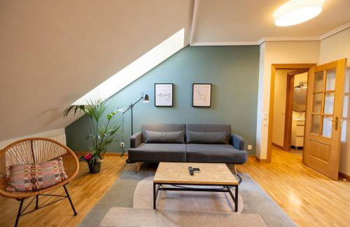 Atuaire Home La Merced en el centro histórico de Burgos PARKING INCLUIDO - Foto 4