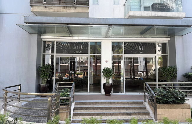 Del'S Condotel across NAIA Terminal 3 - Foto 2