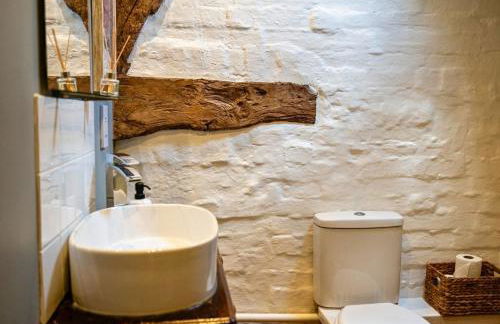 Poppy Cottage - Cosy 2 Bedroom, Perfect for Family! - Photo 35