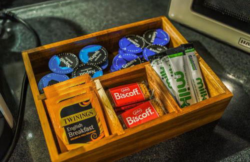 Luxury 2-Bed Apt by Royal Albert Dock & M&S Arena - Foto 15