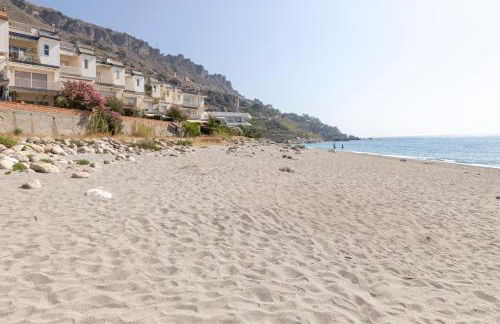 A pearl on the sea - Foto 2