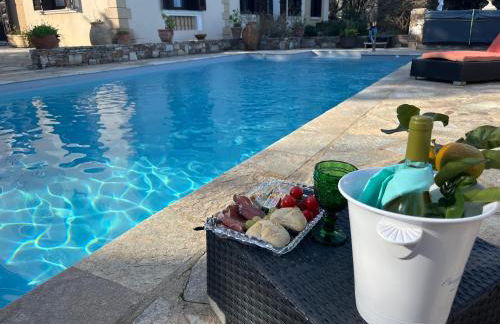 RDC maison de maitre pour 6 personnes avec piscine et jacuzzi - Photo 30