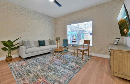 Trendy Retreat - Great Location - Fully Loaded - Foto 10