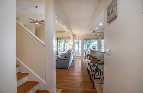 New Listing! Water Views with Short Walk to Dataw Clubhouse and Pool - Sleeps 6 - Foto 7