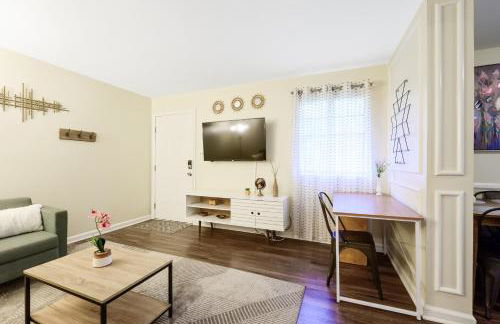 Dapper Digs - King Bed - Long Term Stays - Duke - Foto 8