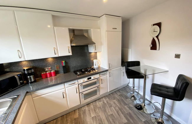 NEW Super 2 Bedroom Flat in Falkirk - Foto 5