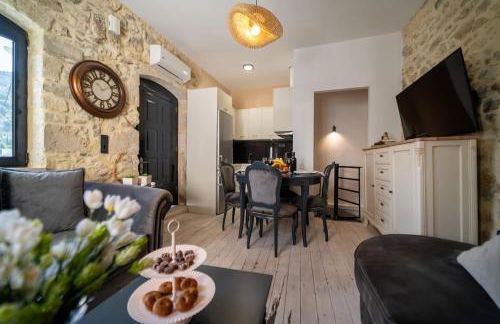 Lovely Stonehouse in the village - Foto 16