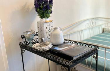 The Art House By The Sea - Photo 79