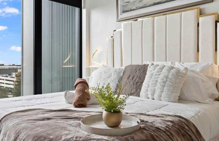 NEW! ChateauOasis PenthouseViews KingBed - Foto 24