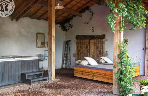 Gîte cocon avec spa et sauna à Saint-Germain-Lespinasse - FR-1-496-6 - Foto 10