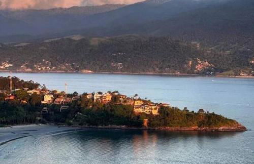 Refúgio dos sonhos - piscina de borda infinita e hidromassagem com vista - Foto 76