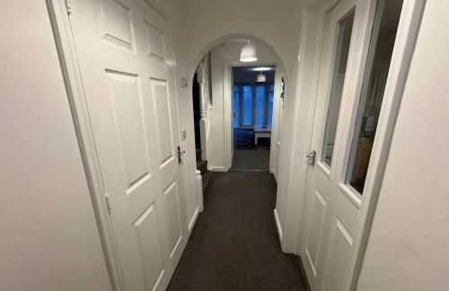 Modern TownHouse - 3 bed 2.5 bath 2 Private Gated Parking - Photo 5