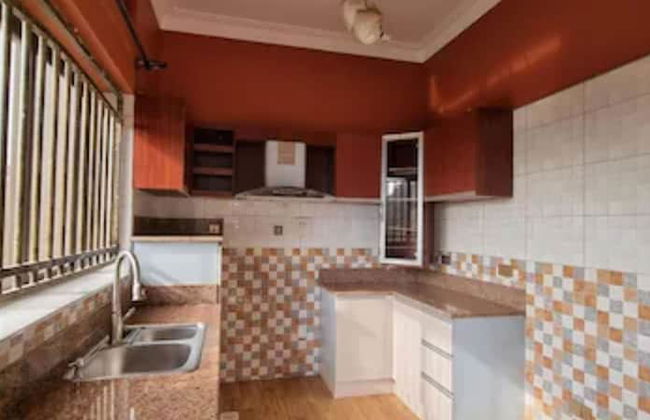 Malachite Apartments - Photo 4