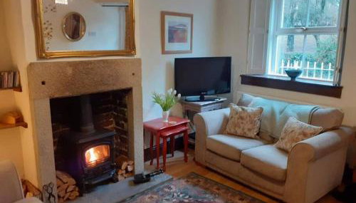 Characterful 2 bed cottage in excellent location - Foto 4